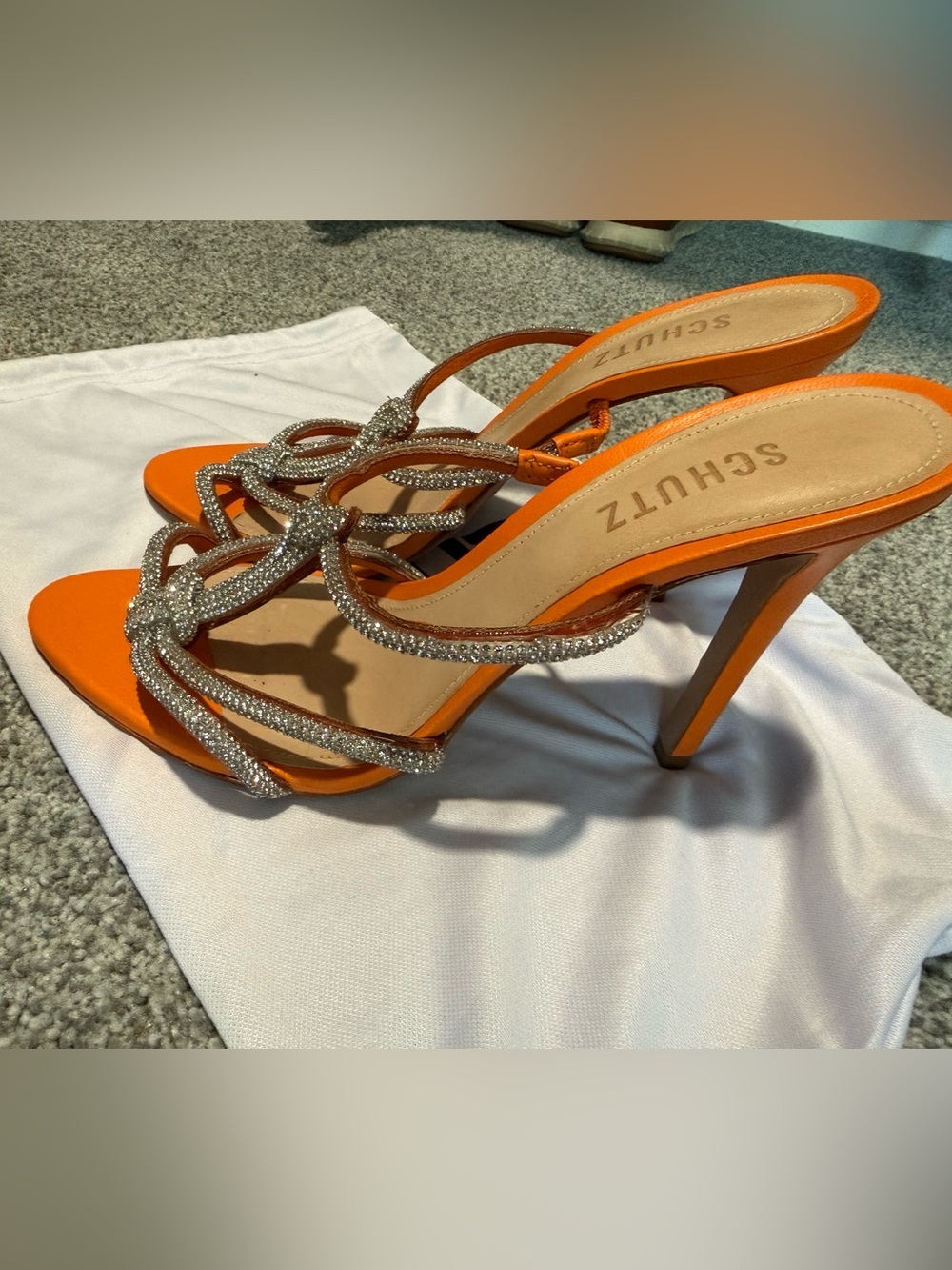 Schutz Jolita Crystal Embellished Orange Sandals Sz 8 ✨